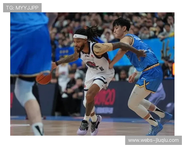 山东男篮97-76击败广厦获俱乐部杯季军，新援琼斯首秀17分14篮板